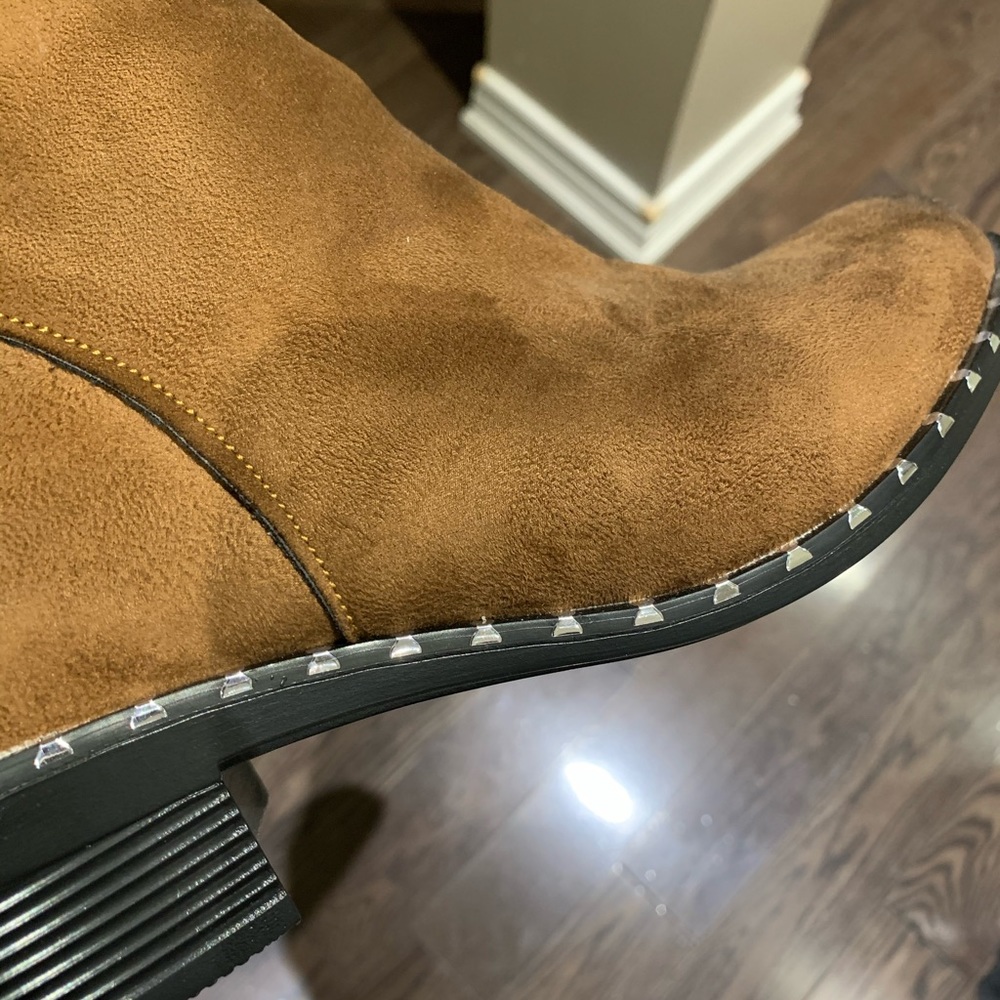 Brown boots - Picture 5 of 7